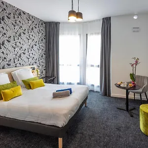 4* Appart hôtel Nemea Arenas Aeroport